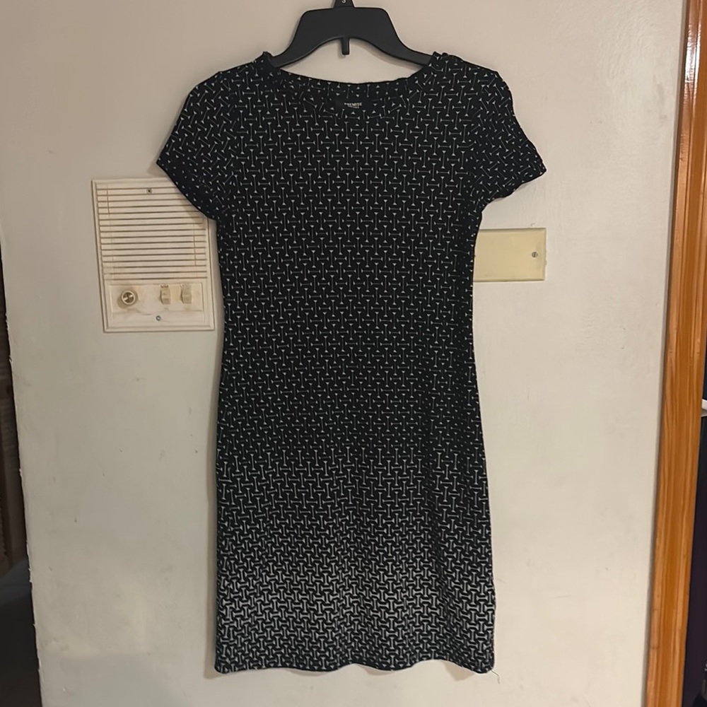 Elegant Black and White Patterned Dress